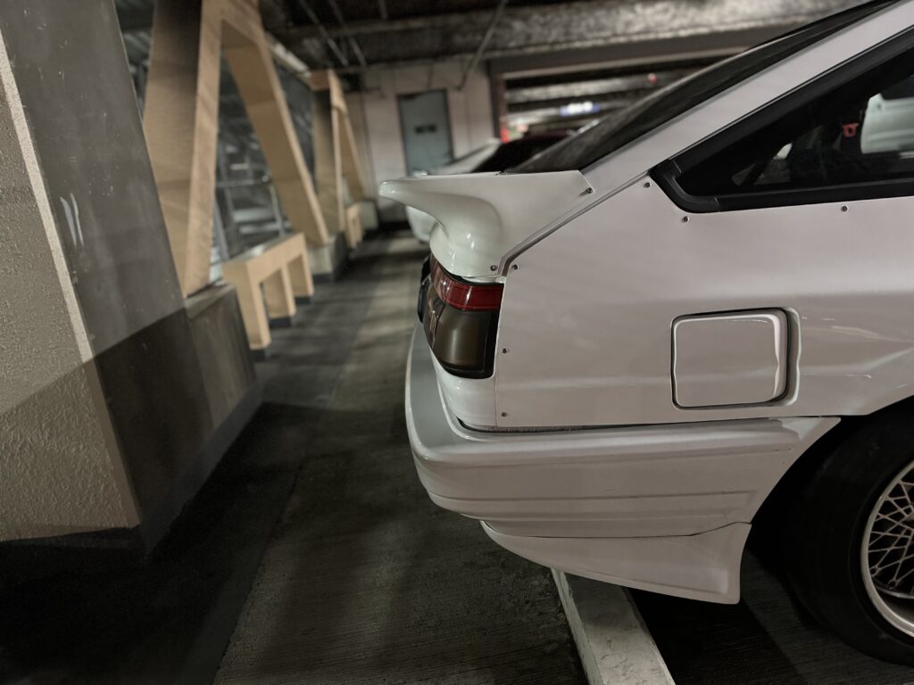 TRD】AE86 リアスポ有り派？無し派？ – FreedomLABO